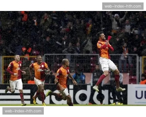 加拉塔萨雷主场5-2血洗尤文图斯,红牌成欧冠附加赛转折点